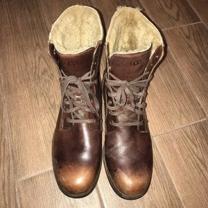 ugg larus boots